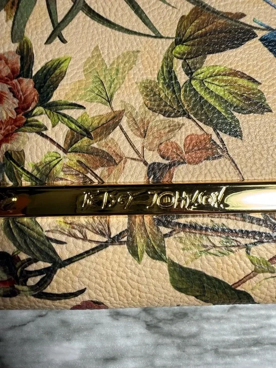 Betsey Johnson Floral Print Crossbody Bag purse with Bow Gold Chain - Picture 3 of 7